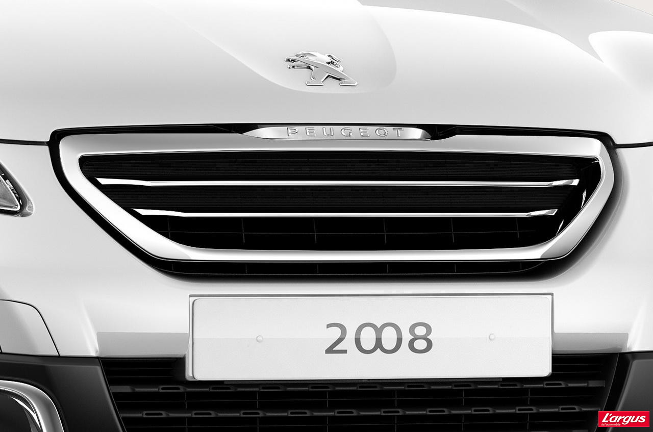 Peugeot 2008 blanc SUV 2013 11