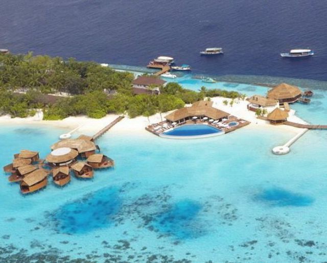 maldives Lily Beach Island