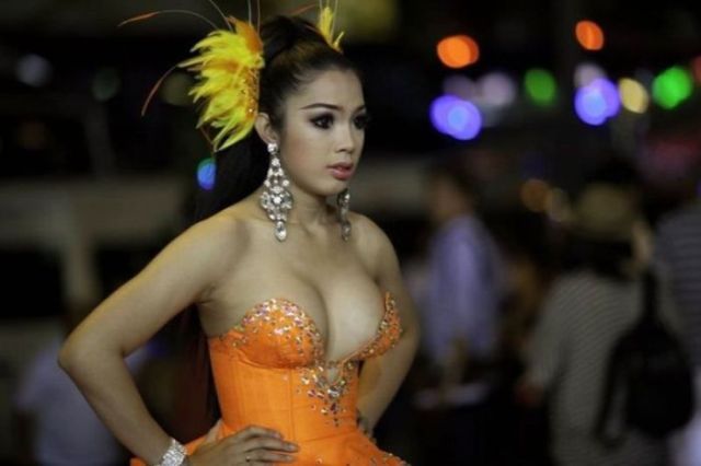 thai transgender beauty pageant 640 02